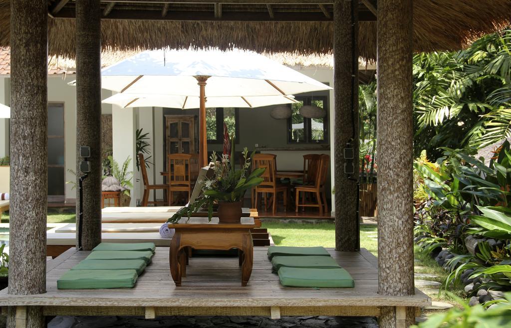 Papaya Guesthouse Canggu  Exterior photo