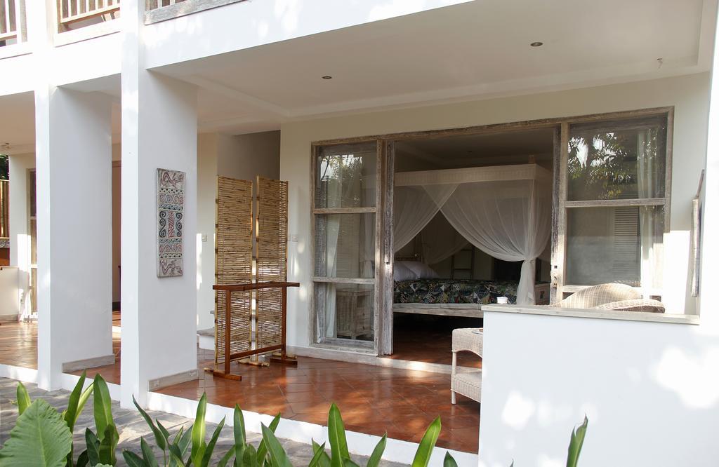 Papaya Guesthouse Canggu  Exterior photo