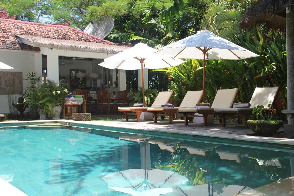 Papaya Guesthouse Canggu  Exterior photo
