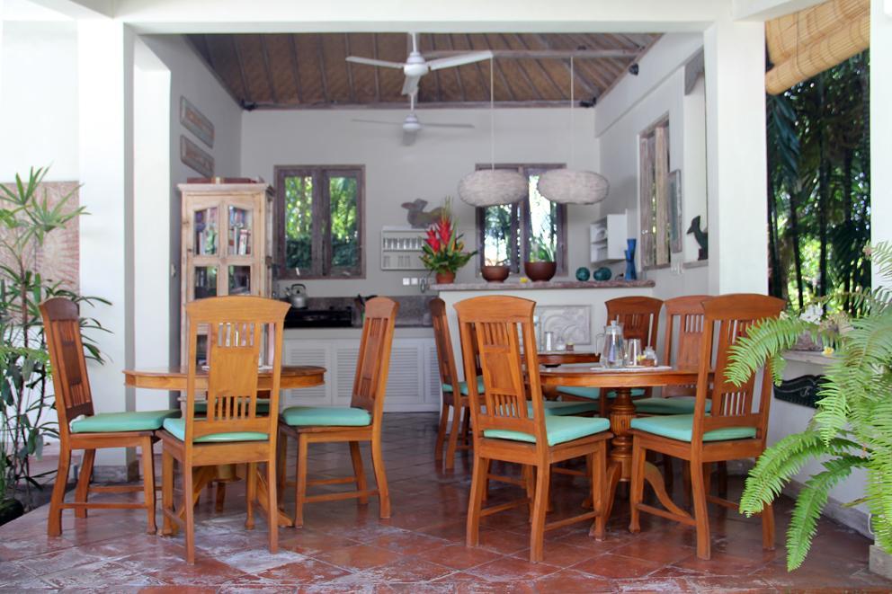Papaya Guesthouse Canggu  Exterior photo